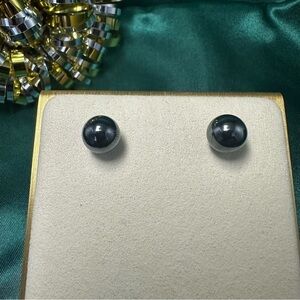 Alaska Black Diamond 10mm Hematite Stud Earrings | 14K Gold Posts – NWT
